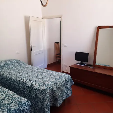 Santa Croce At Valeria's Apartment *